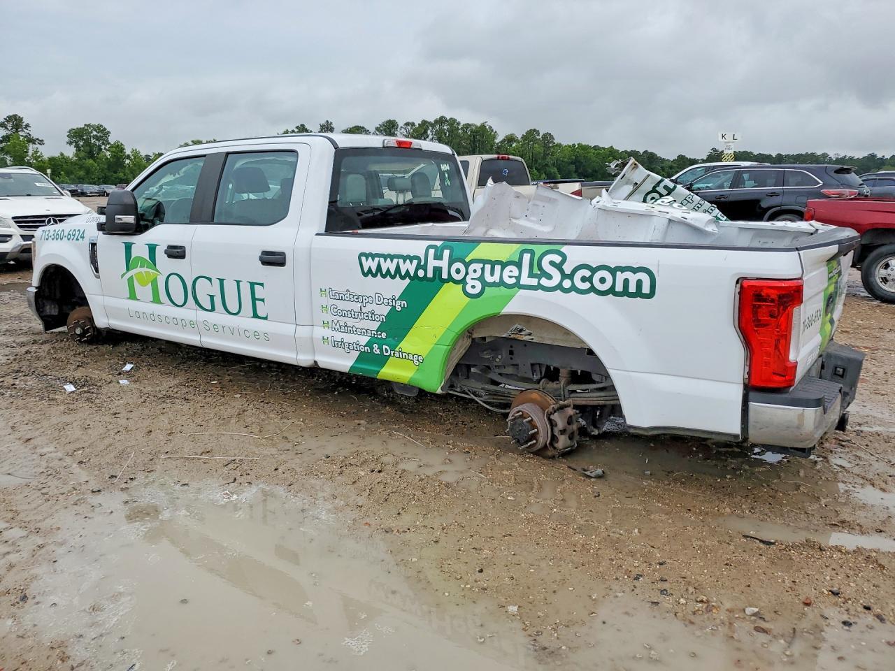 2019 Ford F350 Super Duty - Фото 2