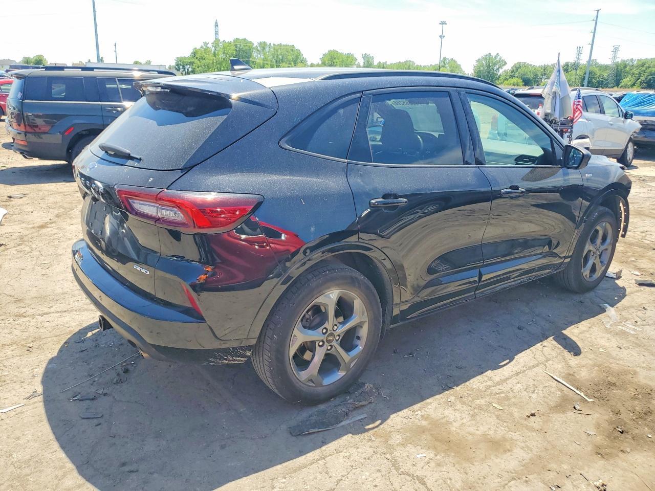2024 Ford Escape St Line - Фото 3