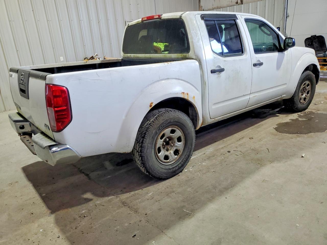 2011 Nissan Frontier S - Image 3