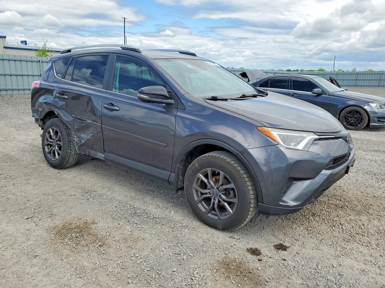 2017 Toyota Rav4 Le - Фото 4