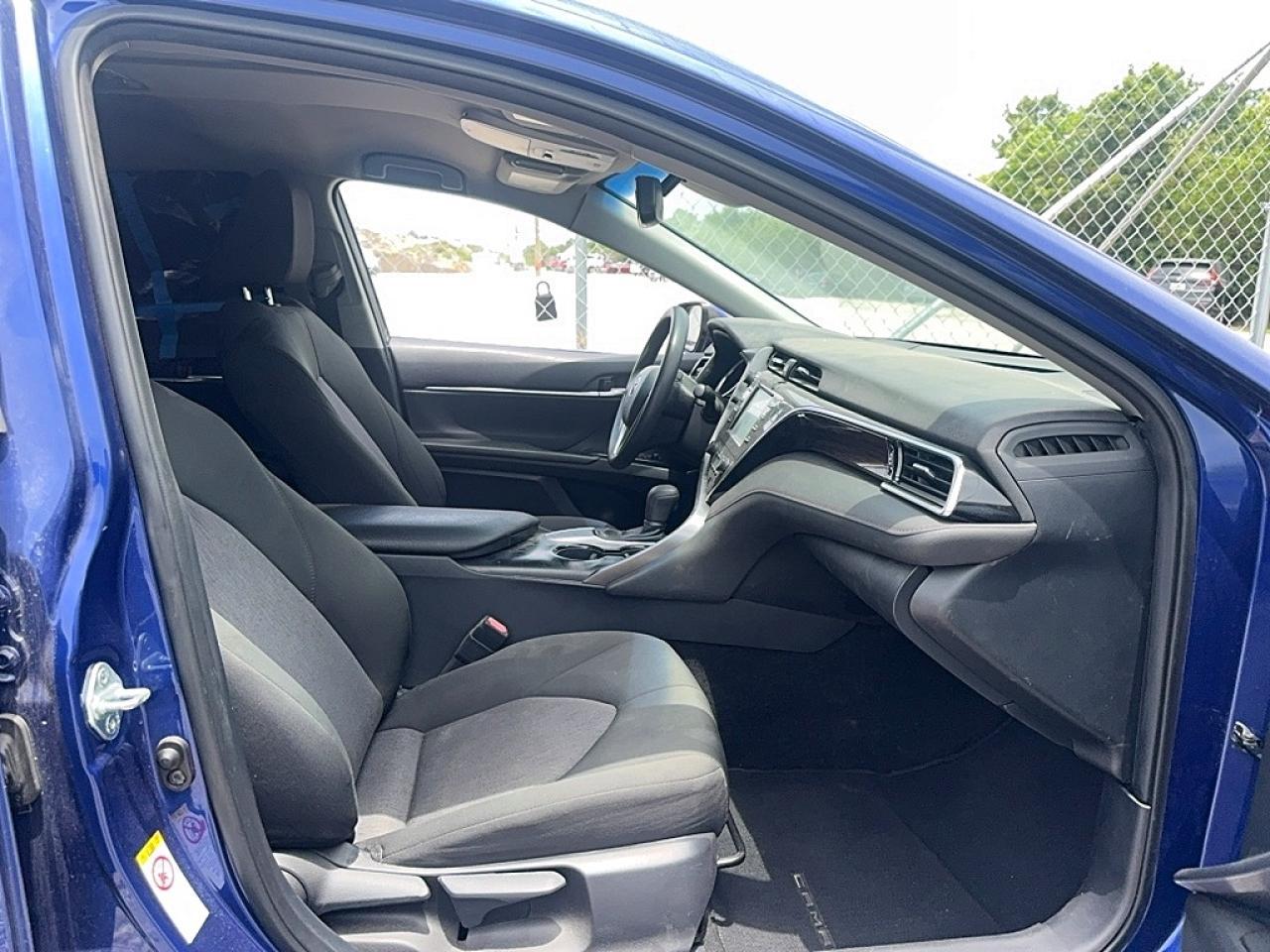 2018 Toyota Camry Le - Image 5