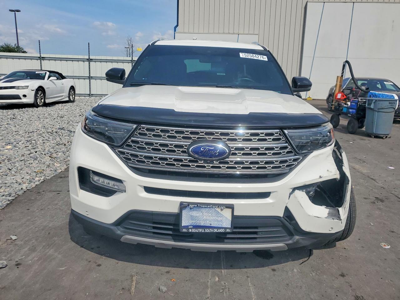 2020 Ford Explorer Limited - Image 5