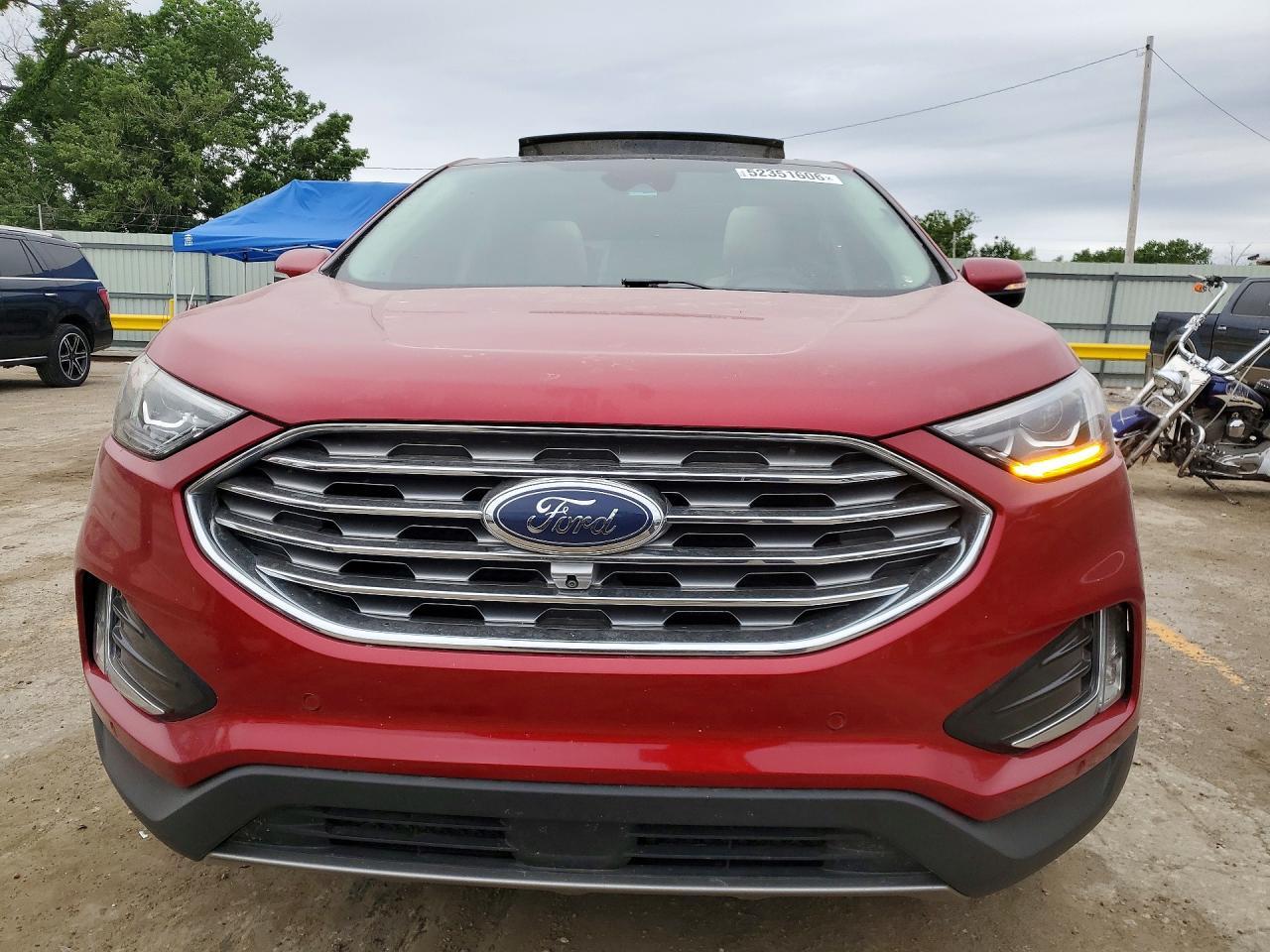 2021 Ford Edge Titanium - Фото 5