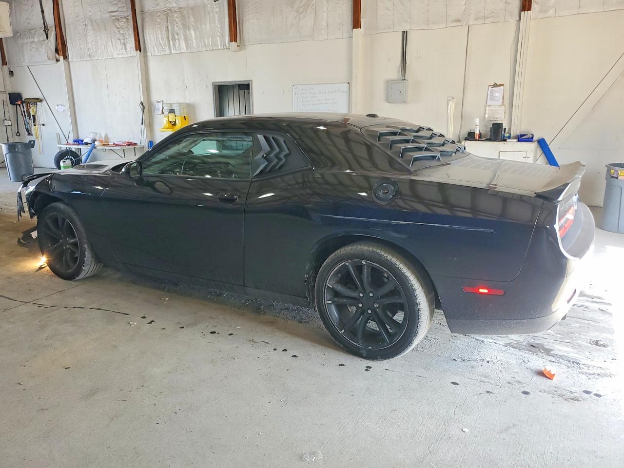 2016 Dodge Challenger Sxt - Фото 2