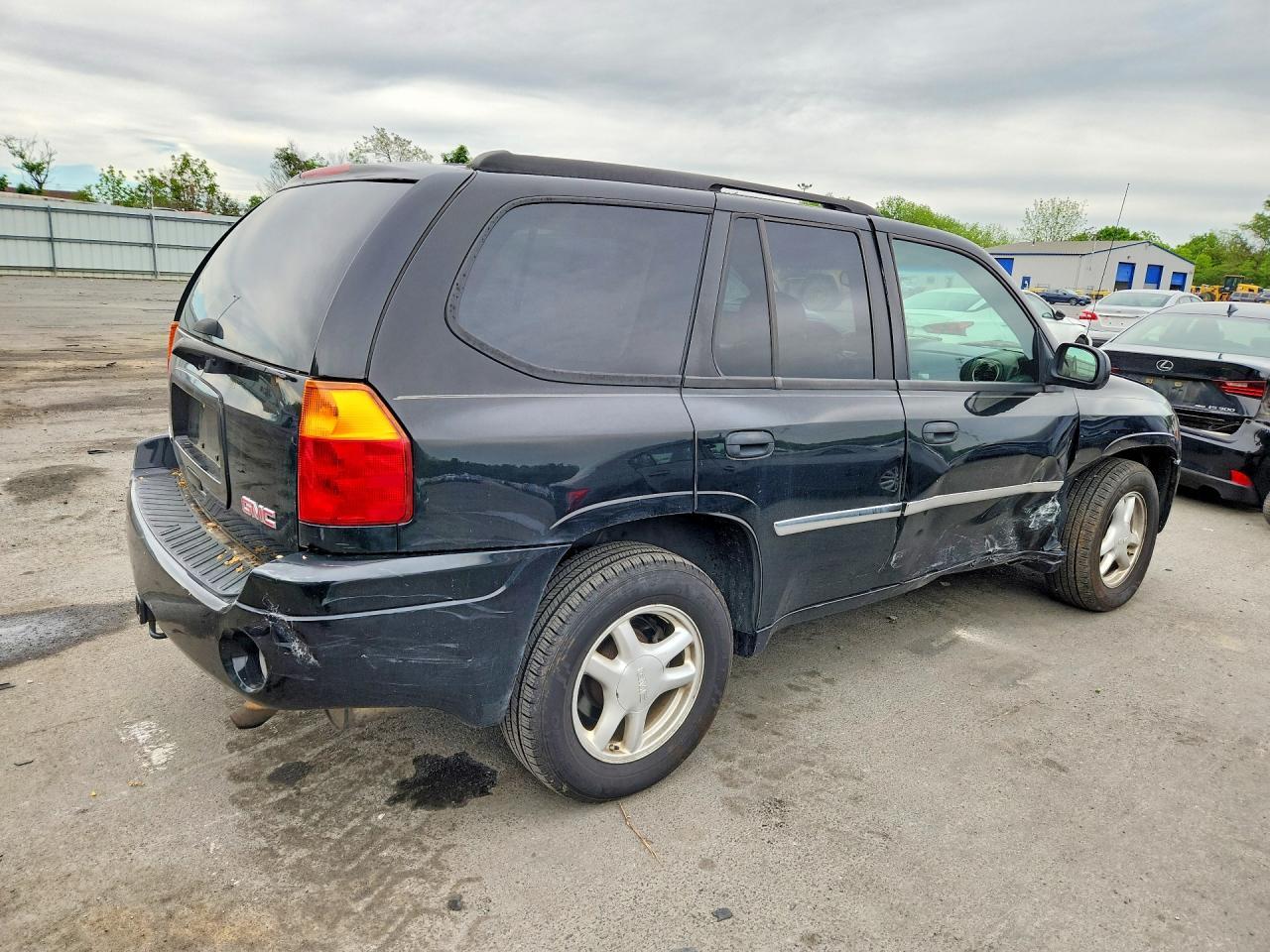 2008 GMC Envoy - Image 3
