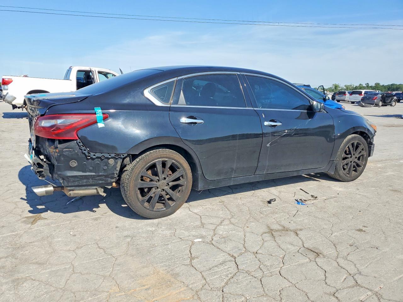 2017 Nissan Altima 2.5 Sr - Фото 3