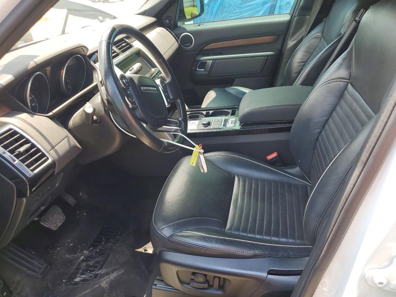 2017 Land Rover Discovery Hse - Image 7