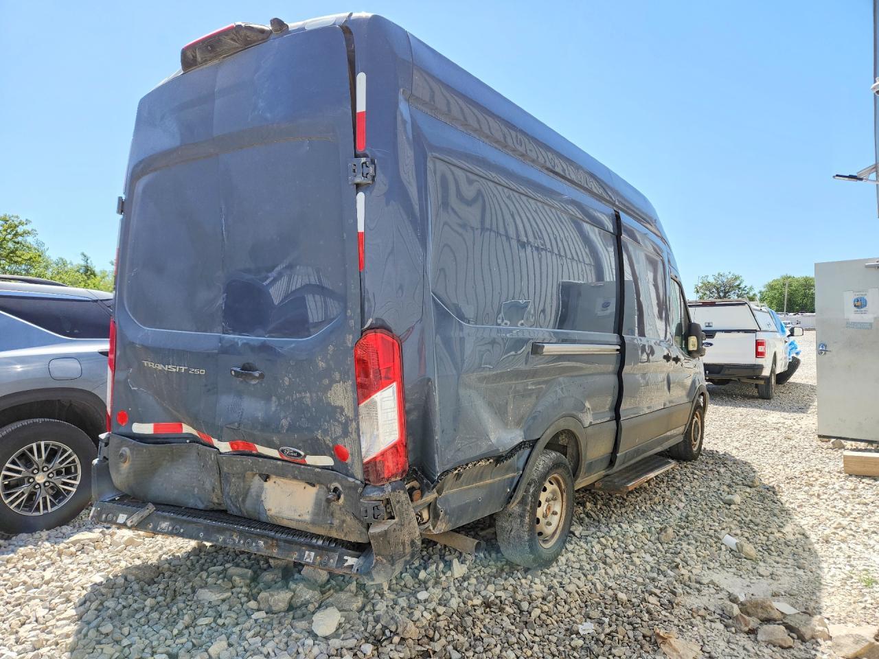 2021 Ford Transit T- - Delivery Van - Фото 3