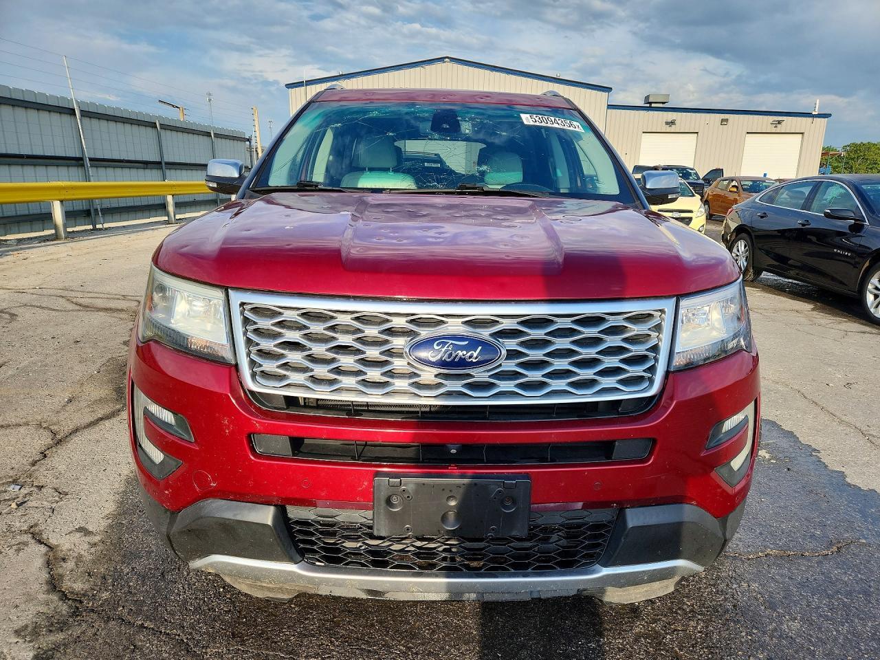 2016 Ford Explorer Platinum - Image 5