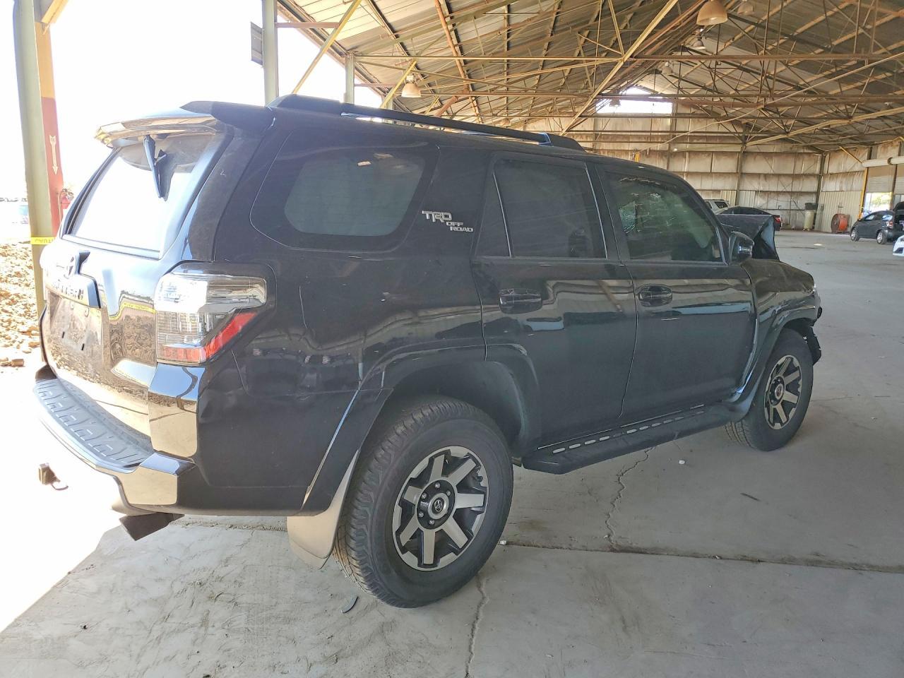2024 Toyota 4Runner Trd Off-Road Premium - Фото 3