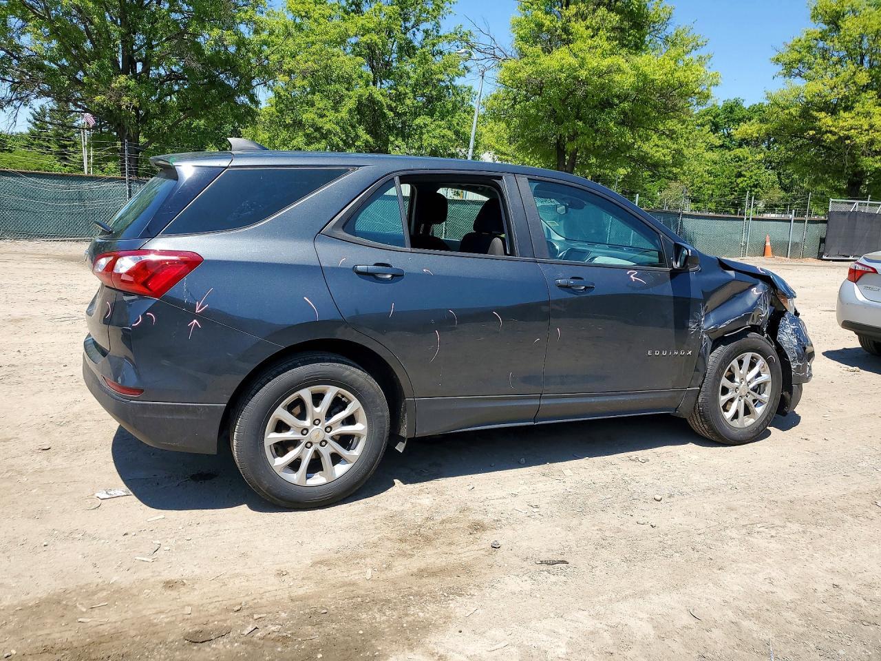 2020 Chevrolet Equinox Ls - Фото 3