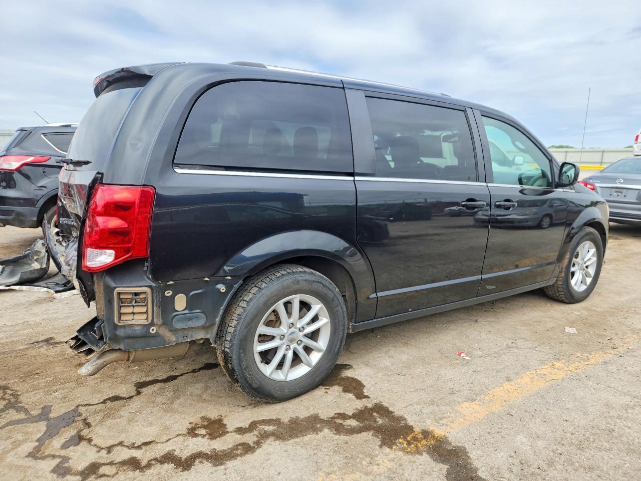 2018 Dodge Grand Caravan Sxt - Фото 3