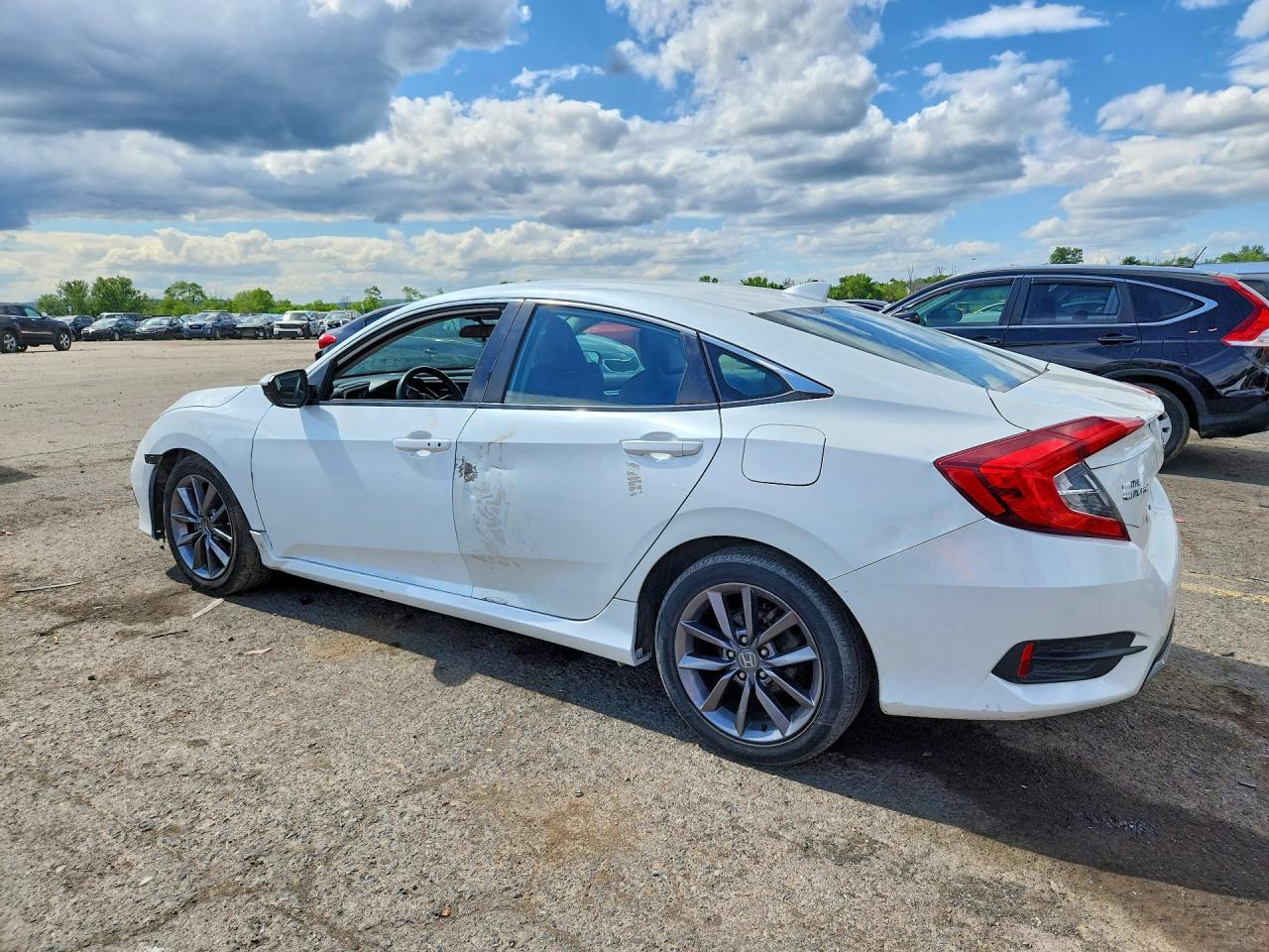 2019 Honda Civic Ex - Image 2