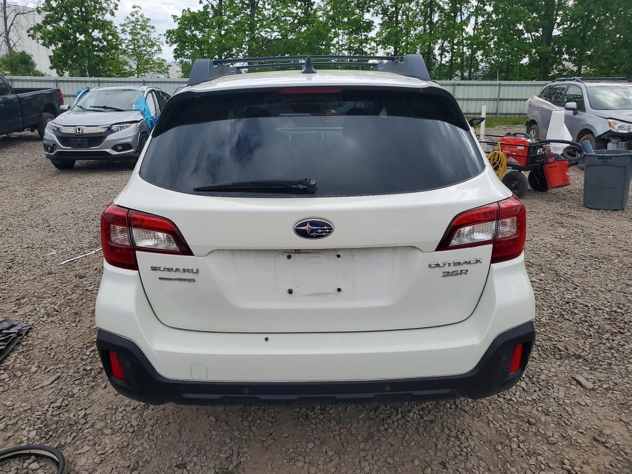 2019 Subaru Outback 3.6R Limited - Image 6