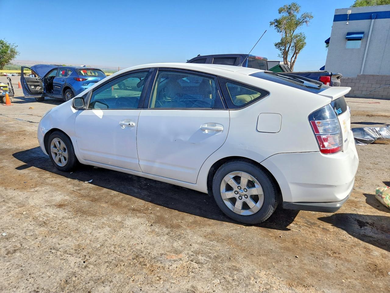 2005 Toyota Prius Base - Фото 2