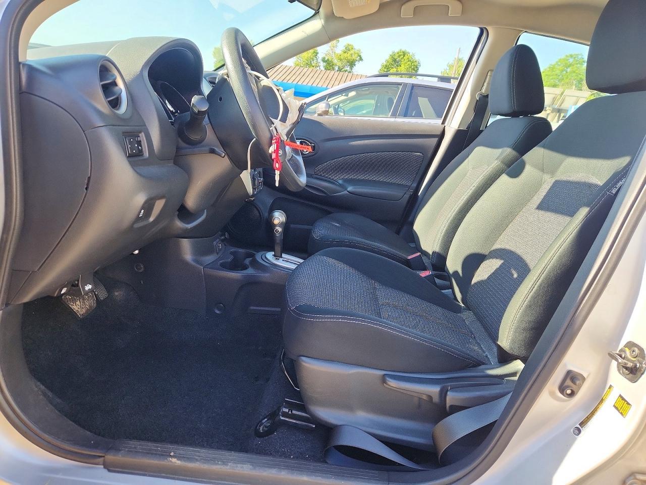 2019 Nissan Versa Sv - Image 7