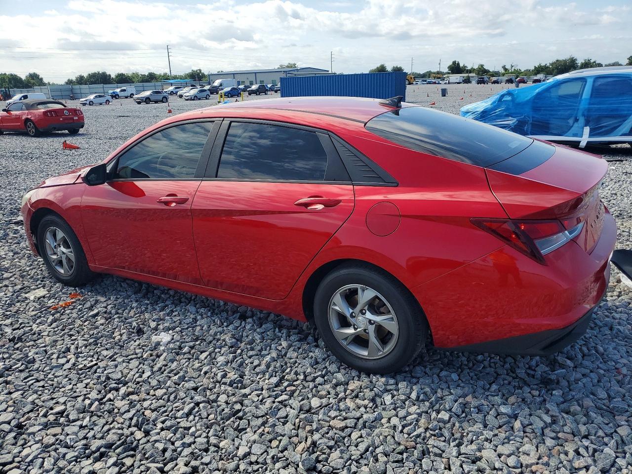 2021 Hyundai Elantra Se - Фото 2