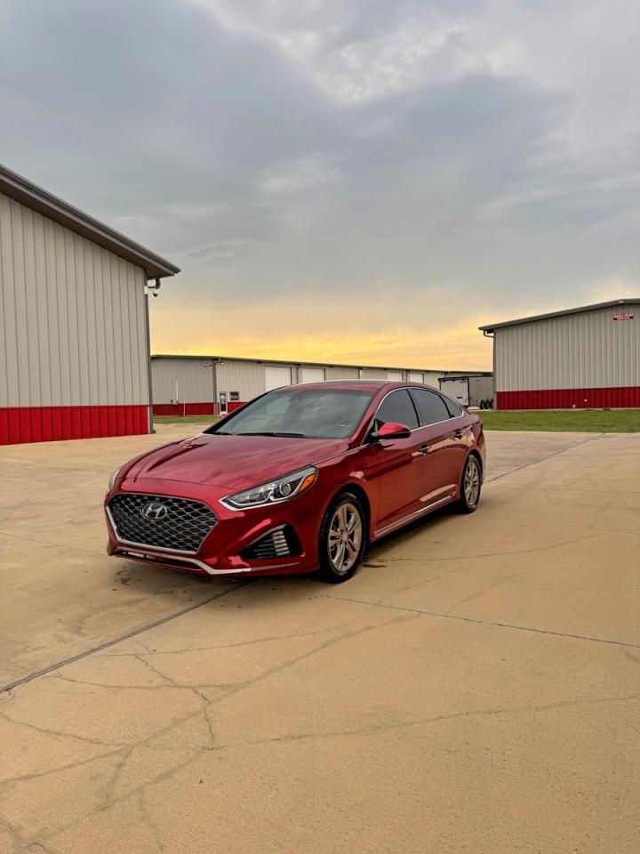 2019 Hyundai Sonata Sport - Image 2
