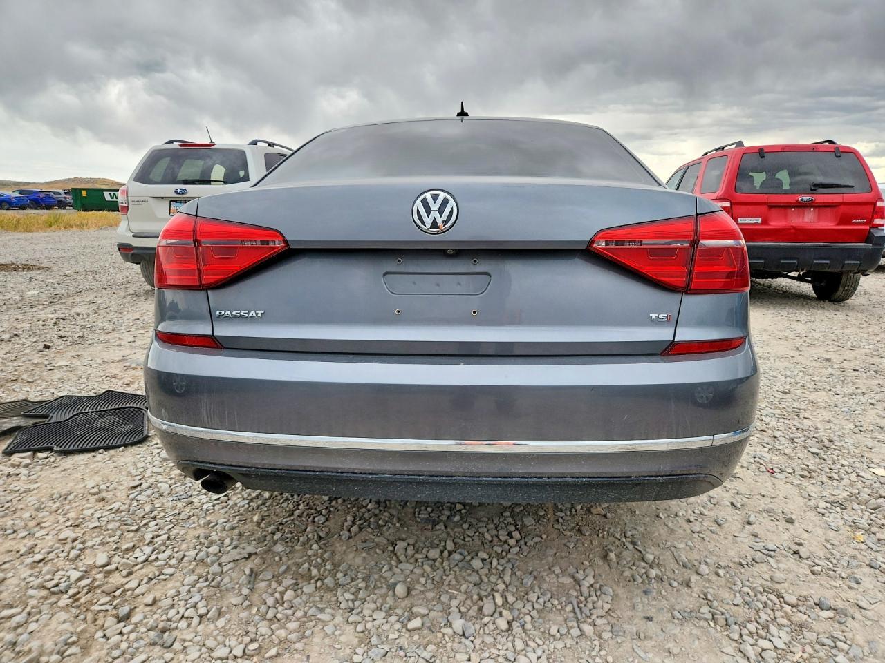2016 Volkswagen Passat S - Фото 6
