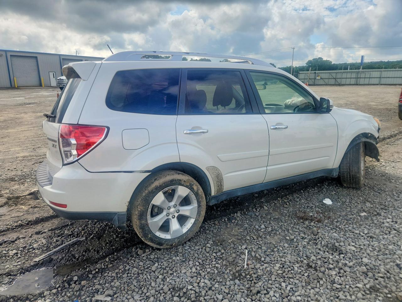 2012 Subaru Forester Touring - Image 3