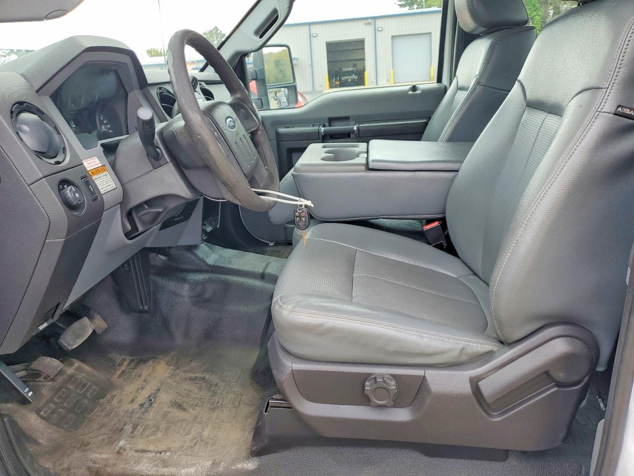 2015 Ford F250 Super Duty - Image 7