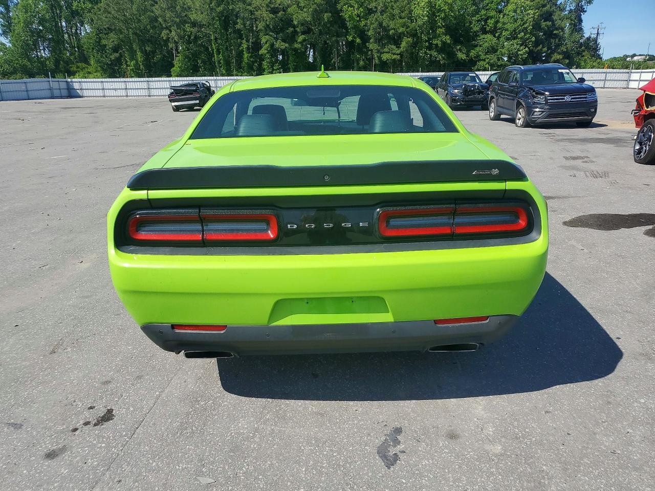 2015 Dodge Challenger R - Image 6