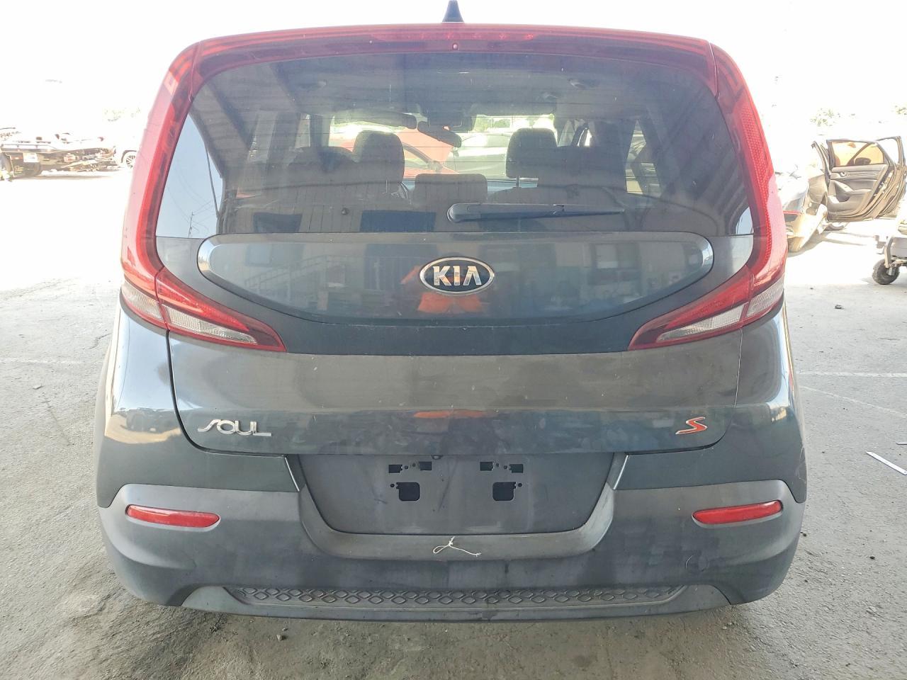 2020 Kia Soul S - Фото 6