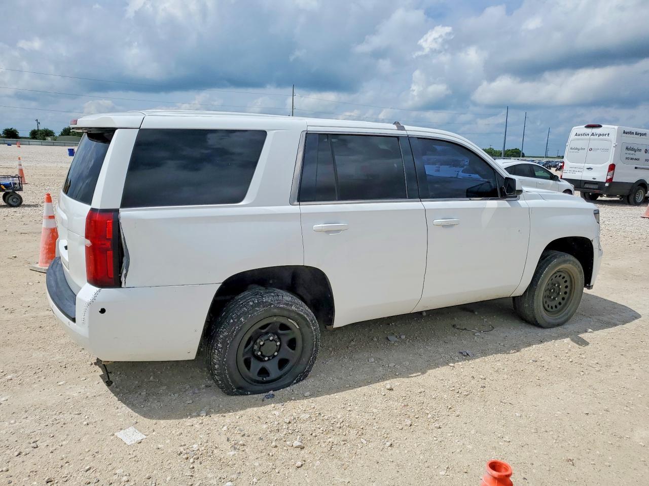 2018 Chevrolet Tahoe Police - Фото 3