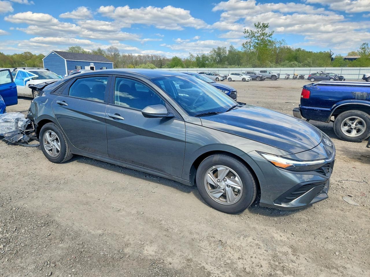 2025 Hyundai Elantra Se - Фото 4