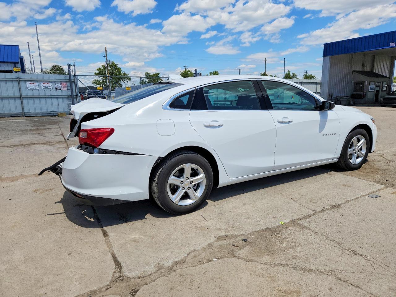 2023 Chevrolet Malibu Lt - Фото 3