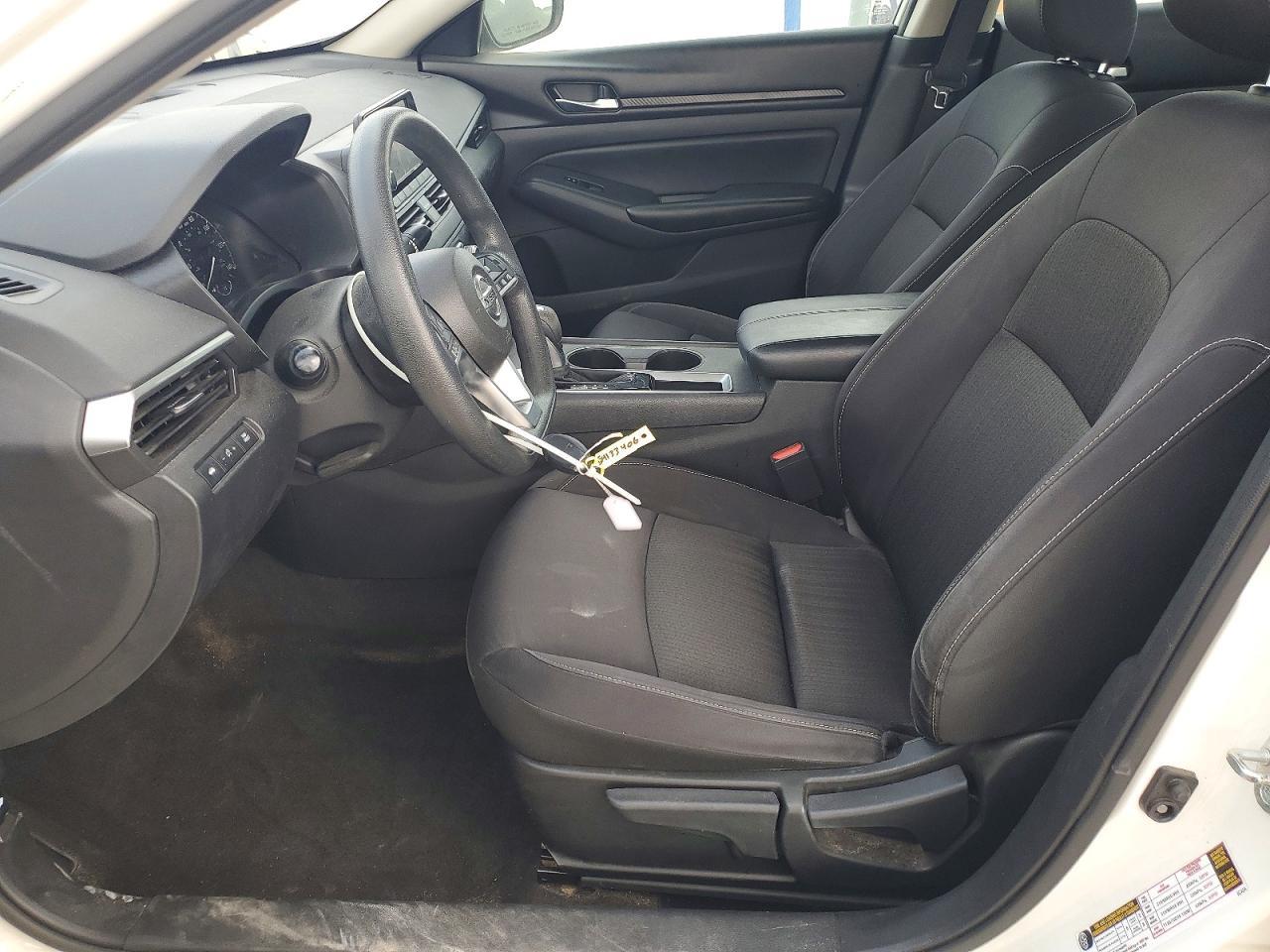 2022 Nissan Altima S - Image 7