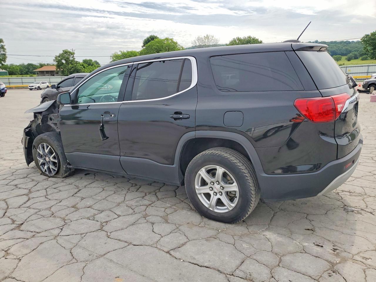 2019 GMC Acadia Sle - Image 2