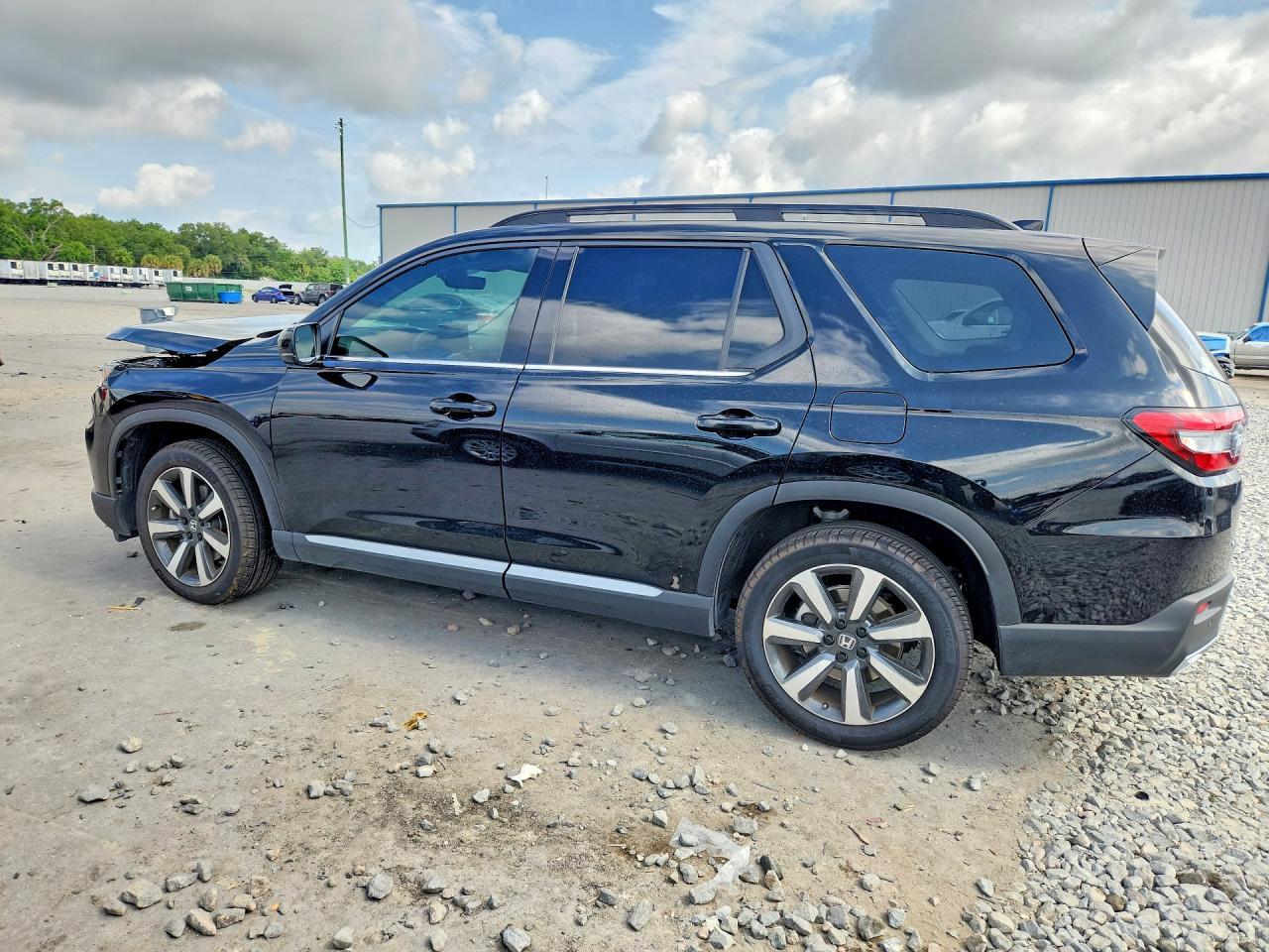 2025 Honda Pilot Touring - Фото 2