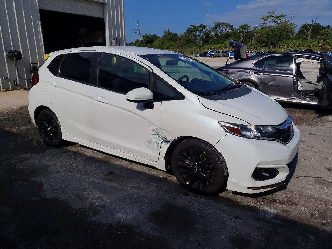2018 Honda Fit Sport - Image 4