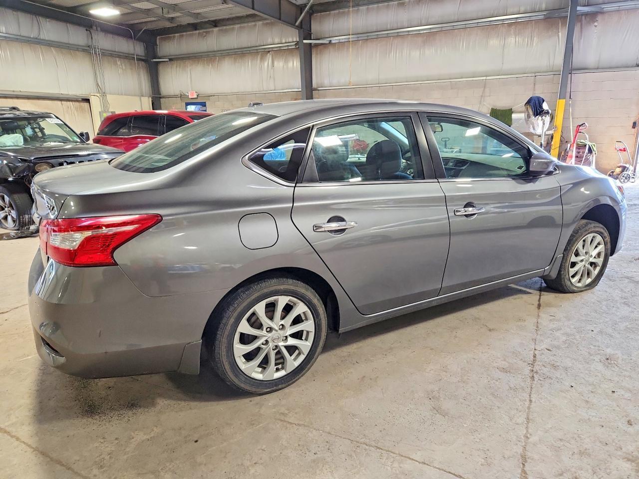 2018 Nissan Sentra Sv - Фото 3