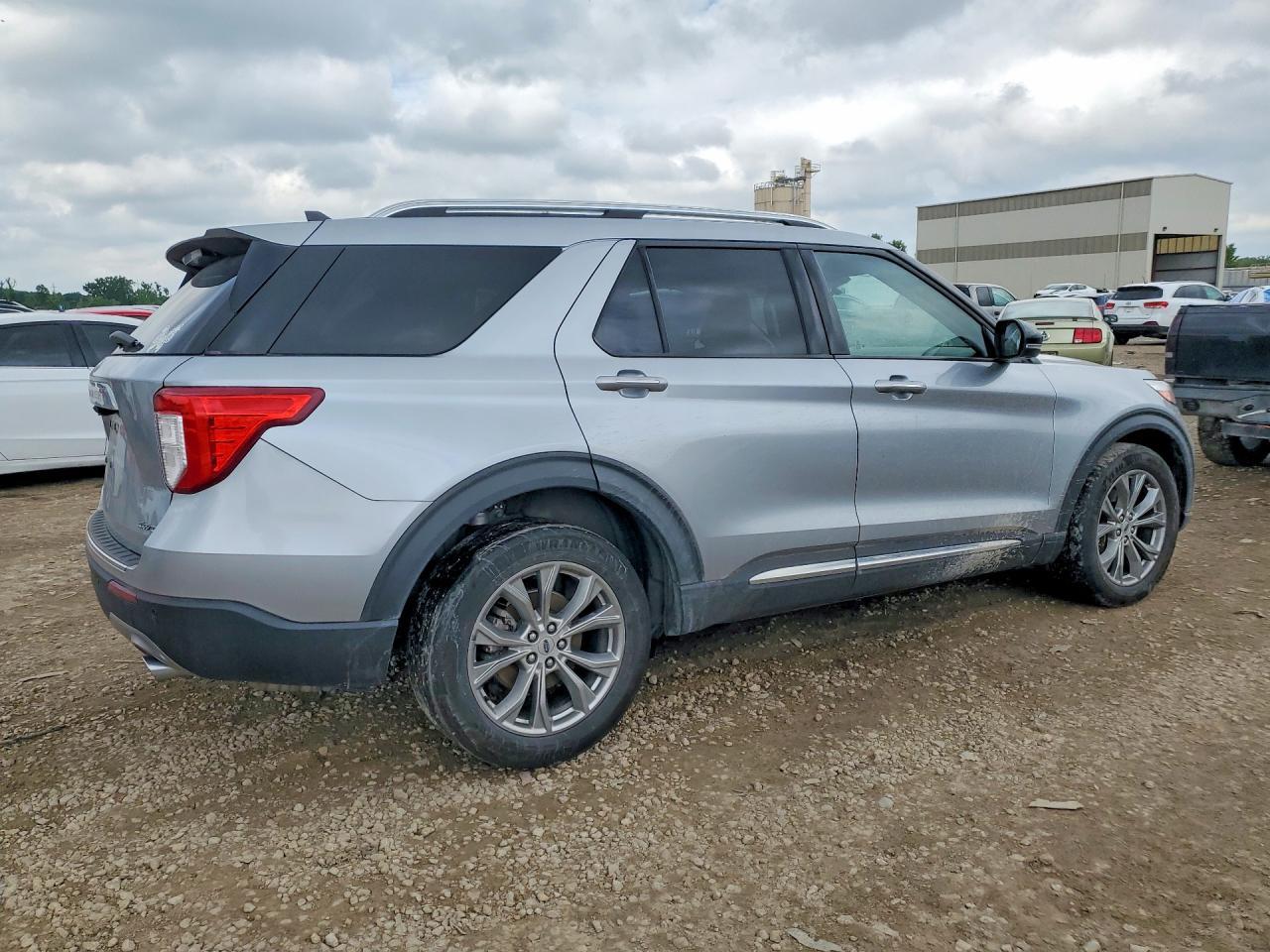 2022 Ford Explorer Limited - Фото 3