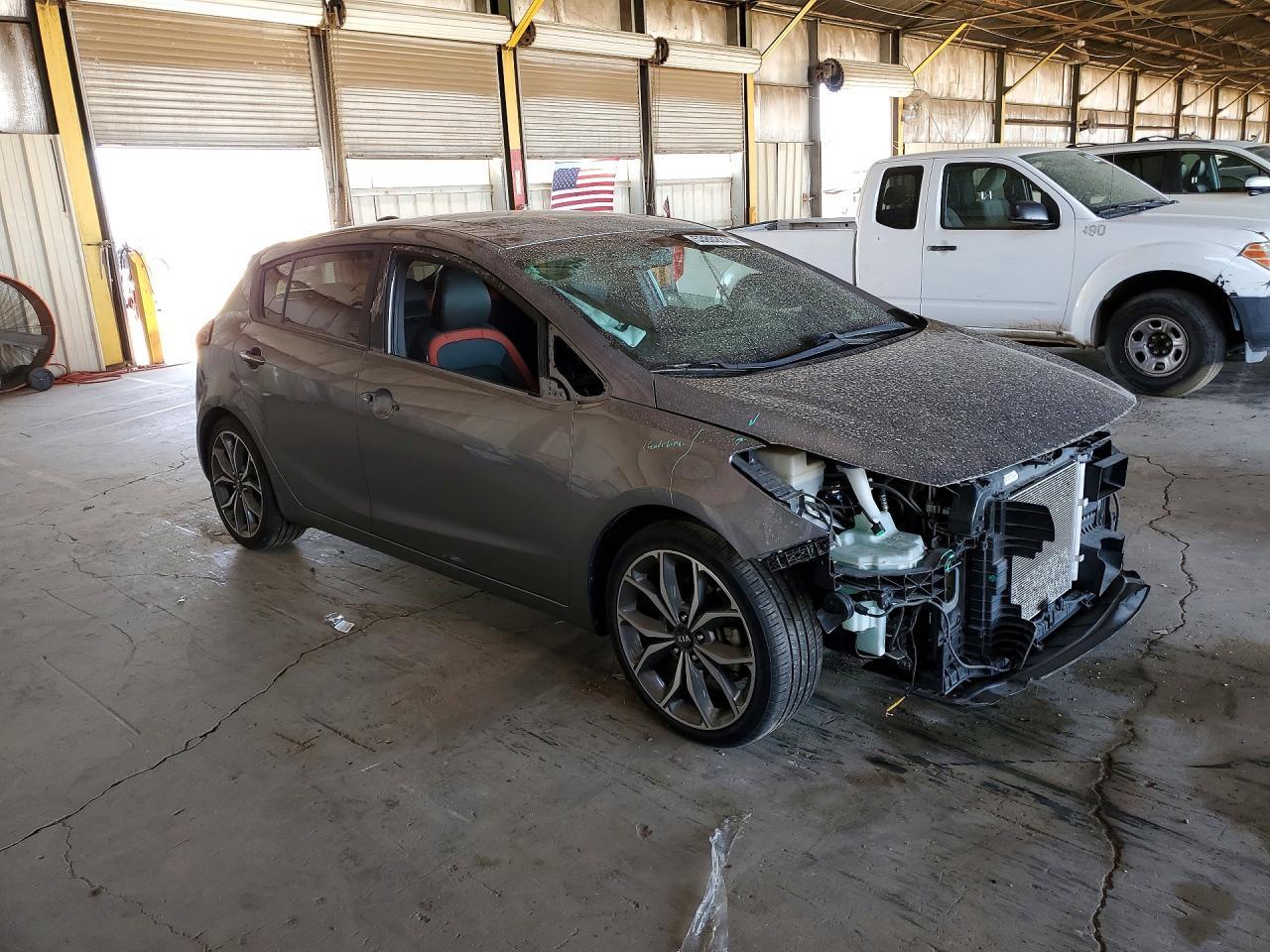 2017 Kia Forte5 Sx - Image 4