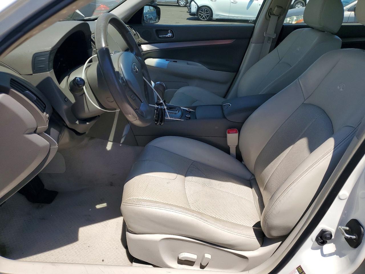 2011 Infiniti G25 Sedan Base - Image 7