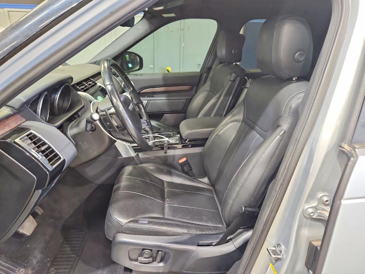 2017 Land Rover Discovery Hse - Image 7