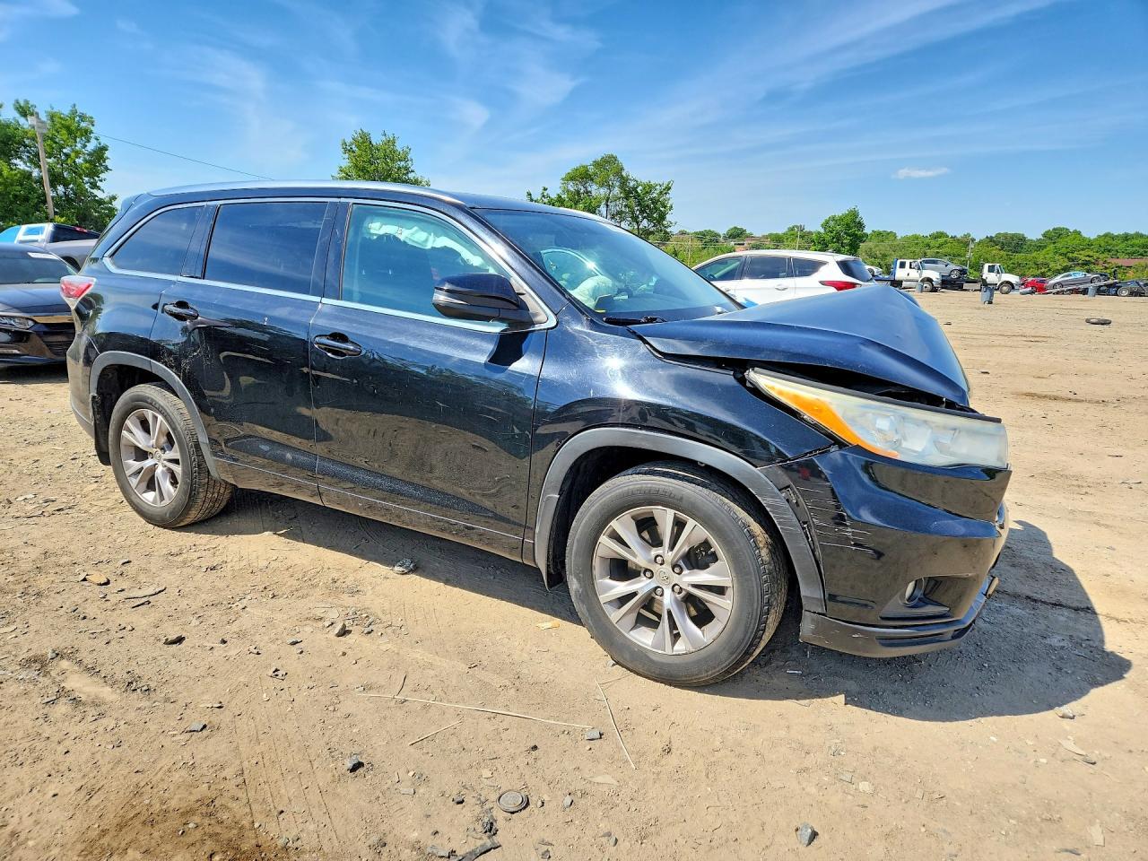 2014 Toyota Highlander Xle - Image 4