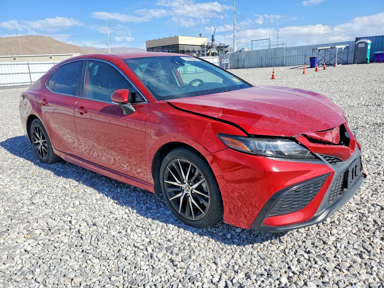 2022 Toyota Camry Se - Фото 4