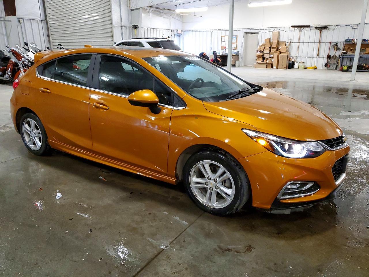 2017 Chevrolet Cruze Lt - Фото 4