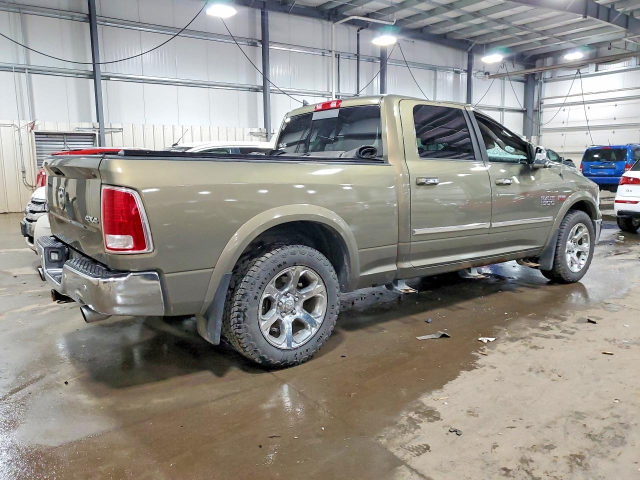 2014 Ram 1500 Laramie - Image 3