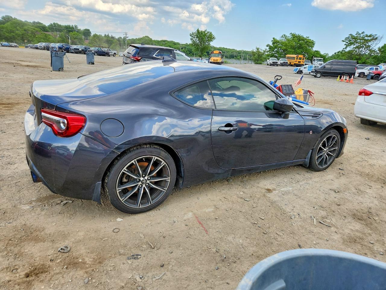 2017 Toyota 86 Base - Фото 3