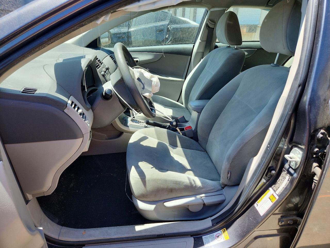 2010 Toyota Corolla Le - Фото 7