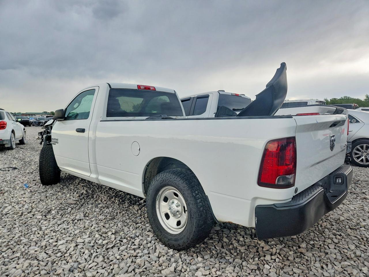 2022 Ram 1500 Classic Tradesman - Фото 2