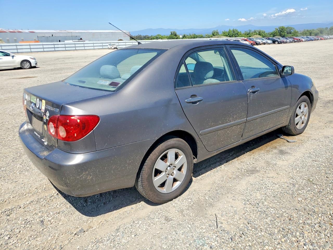 2005 Toyota Corolla Le - Фото 3