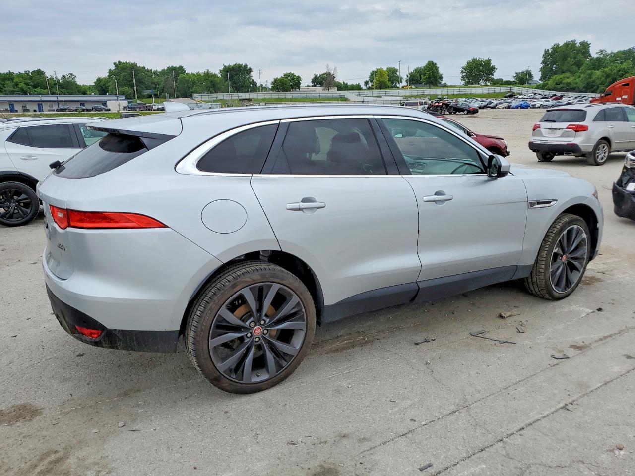 2018 Jaguar F-Pace Portfolio - Фото 3