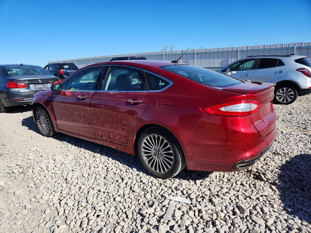 2016 Ford Fusion Titanium - Фото 2