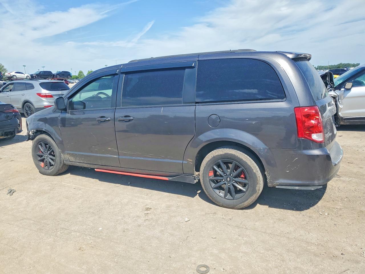 2019 Dodge Grand Caravan Gt - Image 2